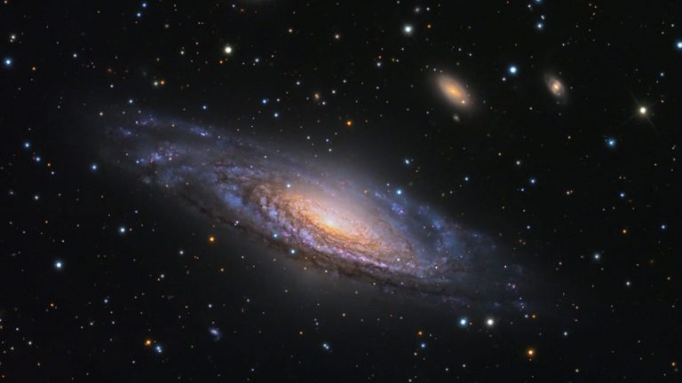 NGC 7331+